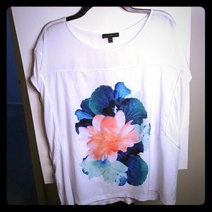LANE BRYANTwhite blouse with floralprint size18/20